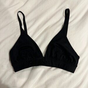 Outdoor Voices Black V-Neck Sports Bra Size Small